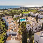 Apartment Seacoast Retreat With Pool And Access By Drago Albufeira