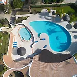 Apartment Seacoast Retreat With Pool And Access By Drago *