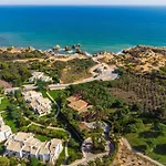Apartament Seacoast Retreat With Pool And Access By Drago Albufeira