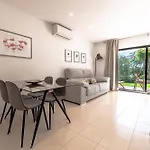 Seacoast Retreat With Pool And Access By Drago Apartament Albufeira