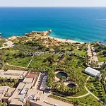 Seacoast Retreat With Pool And Access By Drago Apartamento