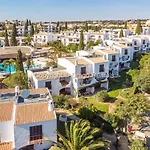 Apartamento Seacoast Retreat With Pool And Access By Drago