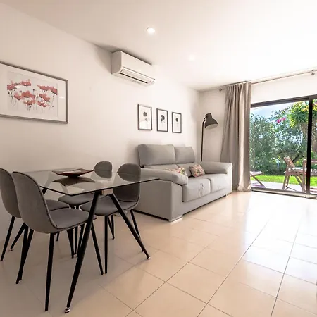 Seacoast Retreat With Pool And Access By Drago Apartmán Albufeira